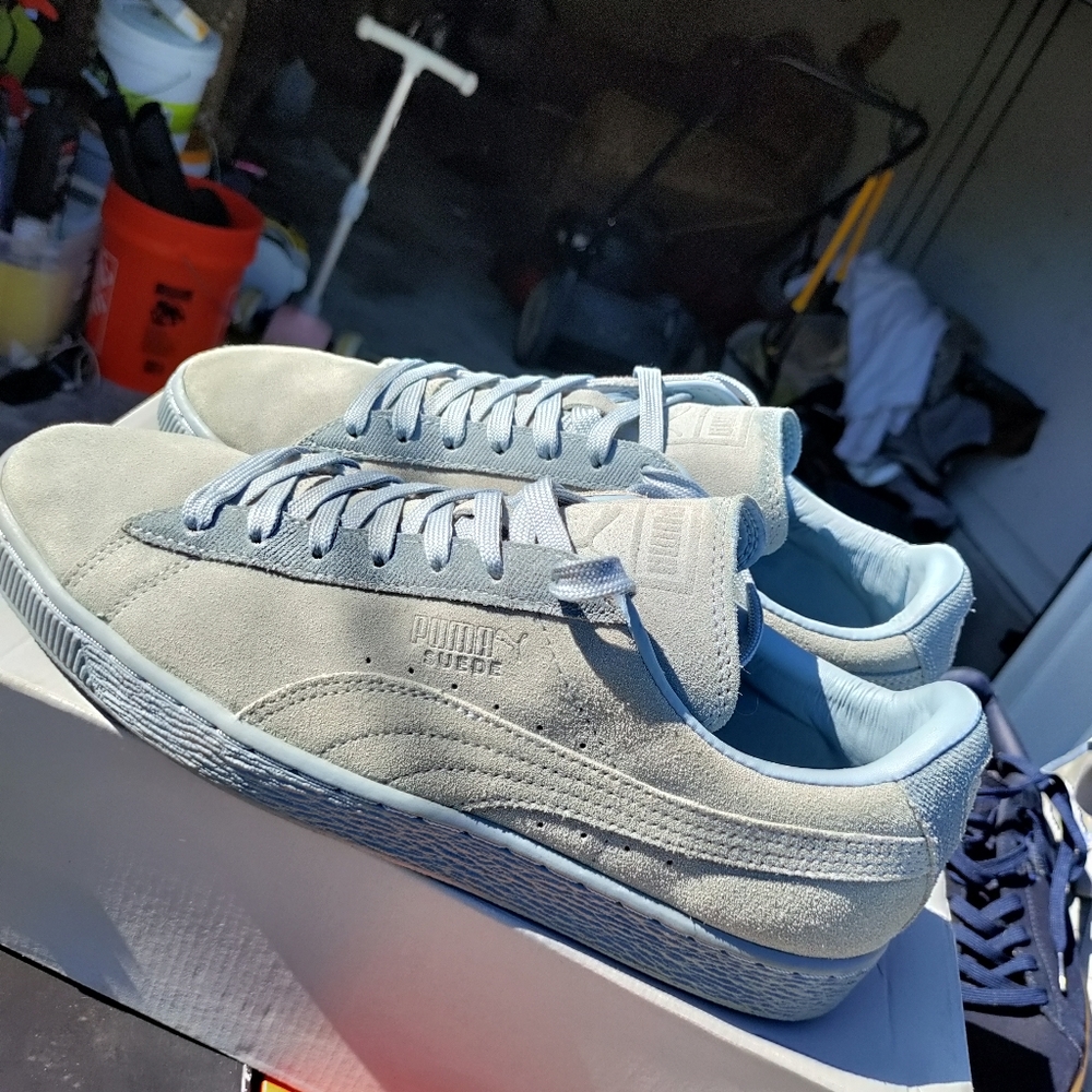 Baby Blue Suede Pumas sz 9.5